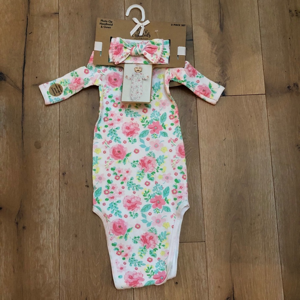 Knotted baby gown with matching headband.
